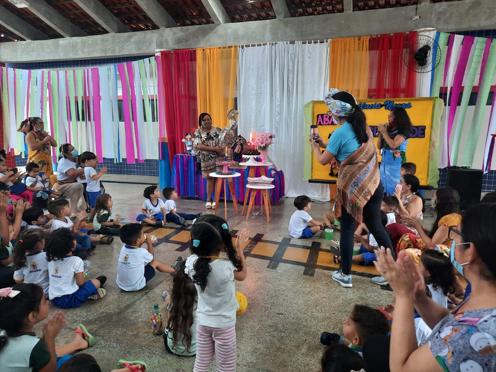 Escolas da zona Leste realizam mostra cultural em alusão ao 'Dia da ...